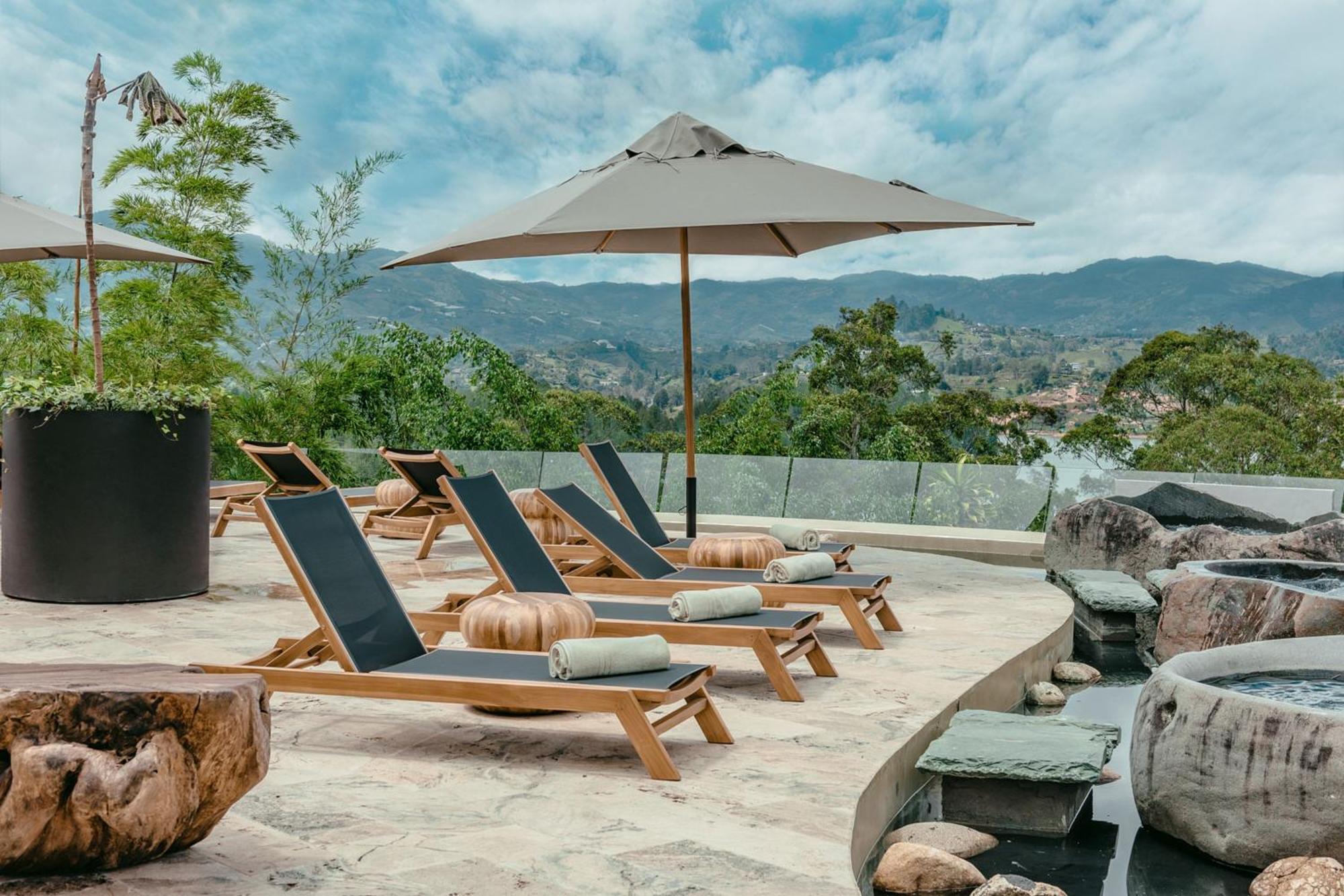 The Brown, Guatape, Autograph Collection Hotel Exterior photo