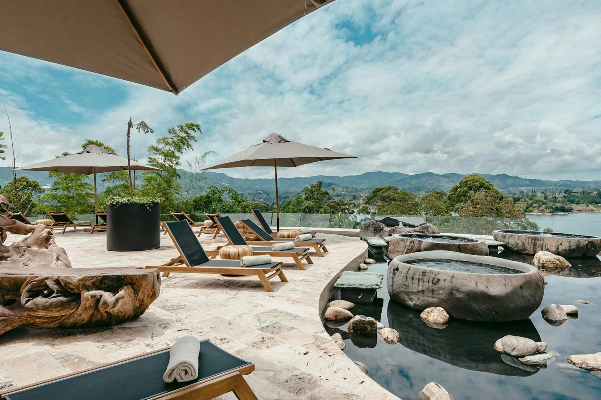 The Brown, Guatape, Autograph Collection Hotel Exterior photo
